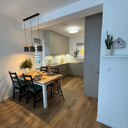 La Petite Maison * ポプラト