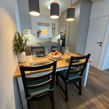 La Petite Maison * ポプラト