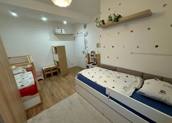 펜션 La Petite Maison 포프라트